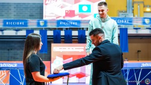 podium sfe06239 copia simone ferraro ph copia